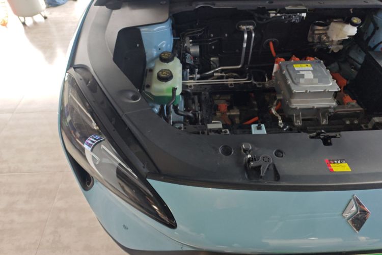 Used Baojun Yunhai 2024 600km Pure Electric Version Engine Bay Right
