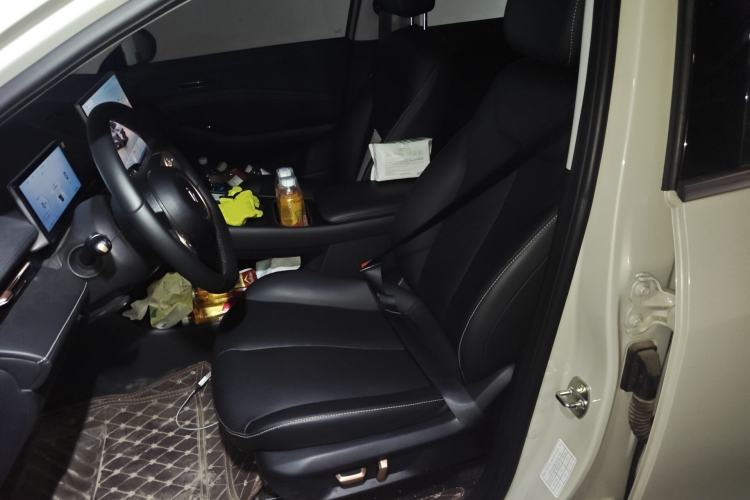 Used Baojun Yunhai 2024 500km Pure Electric Version Left Front Seat