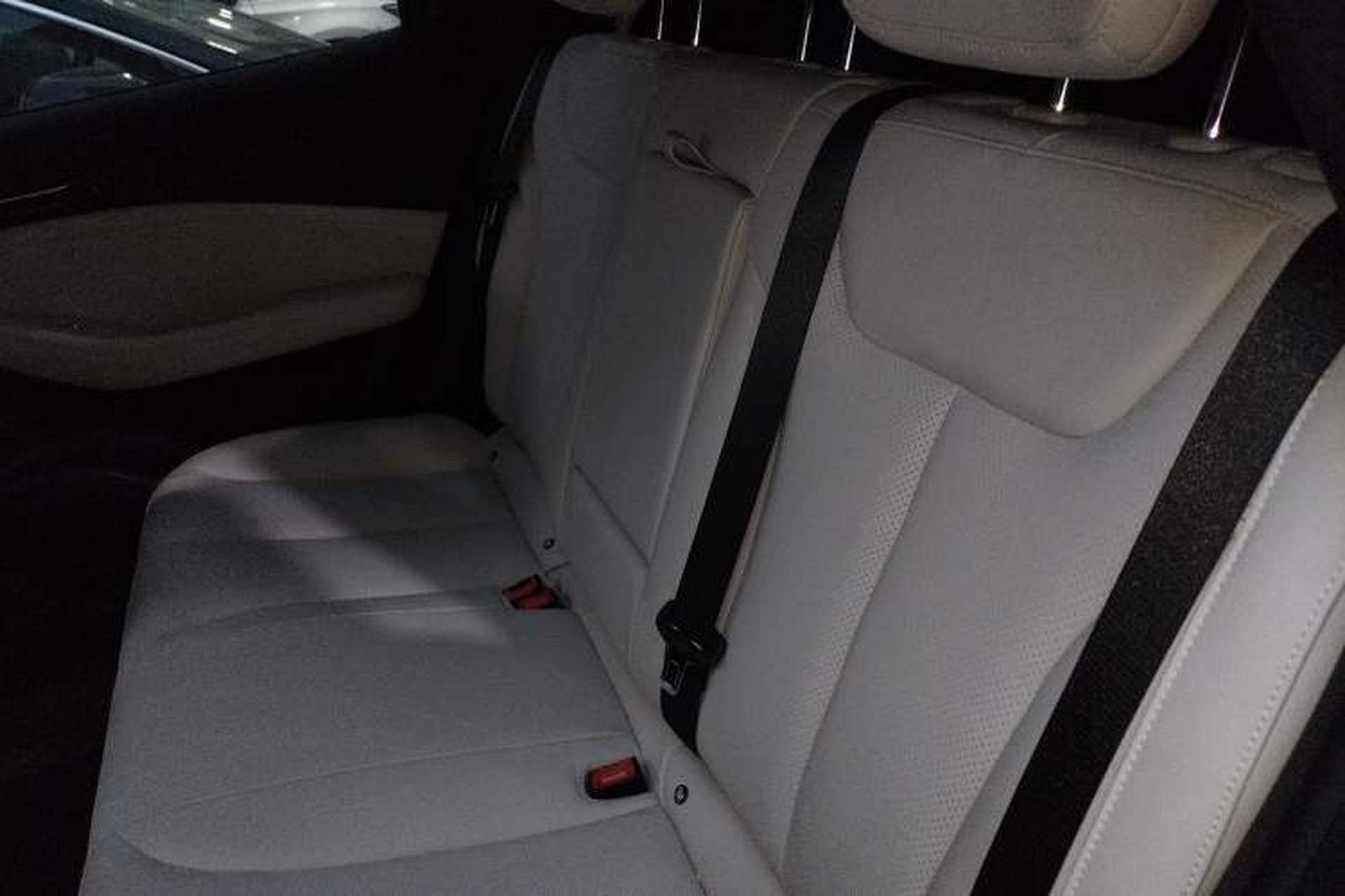 Used Baojun Yunhai 2024 140km Plug-in Hybrid Version Left Rear Seat