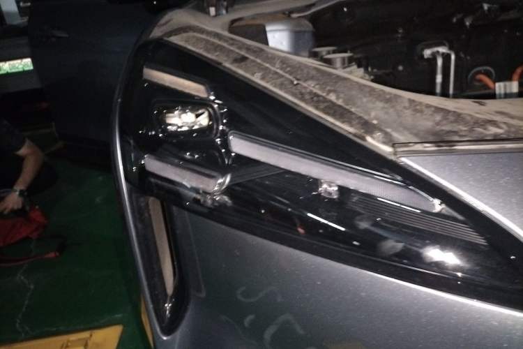 Used Baojun Yunhai 2024 600km Pure Electric Version Right Front Headlight