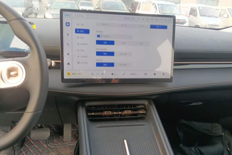 Used Baojun Yunhai 2024 600km Pure Electric Version Audio And AC Panel