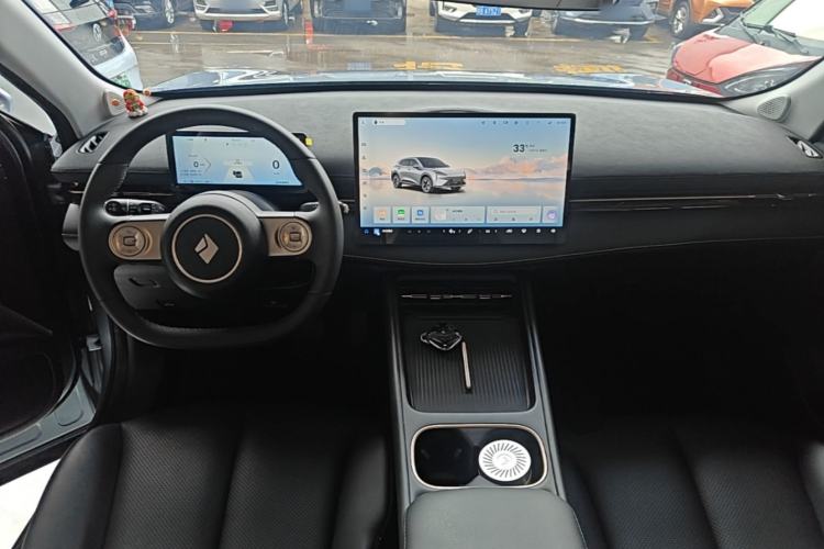 Used Baojun Yunhai 2024 600km Pure Electric Version Center Console