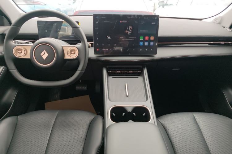 Used Baojun Yunhai 2024 600km Pure Electric Version Center Console
