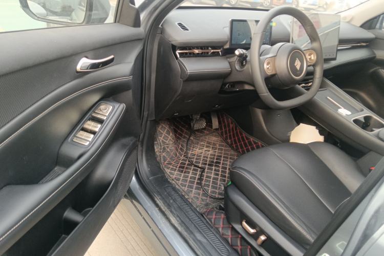 Used Baojun Yunhai 2024 600km Pure Electric Version Driver Seat