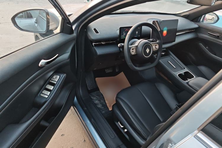 Used Baojun Yunhai 2024 140km Plug-in Hybrid Version Driver Seat