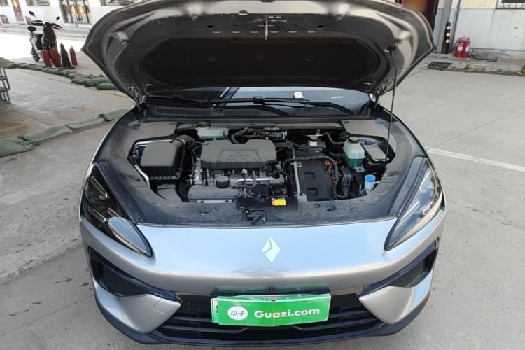 Used Baojun Yunhai 2024 140km Plug-in Hybrid Version Engine Bay