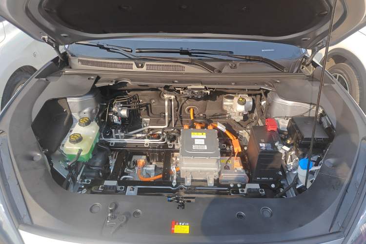 Used Baojun Yunhai 2024 500km Pure Electric Version Engine Bay
