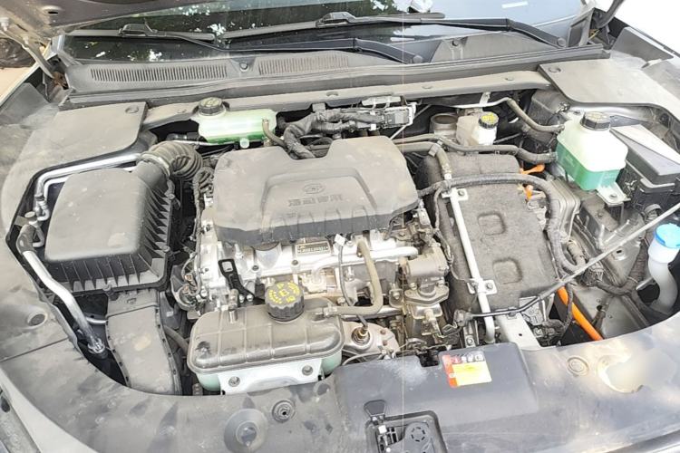 Used Baojun Yunhai 2024 140km Plug-in Hybrid Version Engine Bay