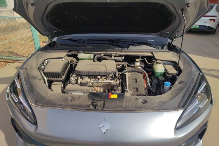 Used Baojun Yunhai 2024 140km Plug-in Hybrid Version Engine Bay