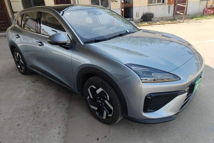 Used Baojun Yunhai 2024 140km Plug-in Hybrid Version Exterior 1