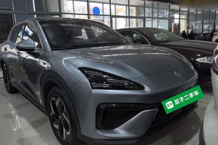 Used Baojun Yunhai 2024 140km Plug-in Hybrid Version Exterior 1