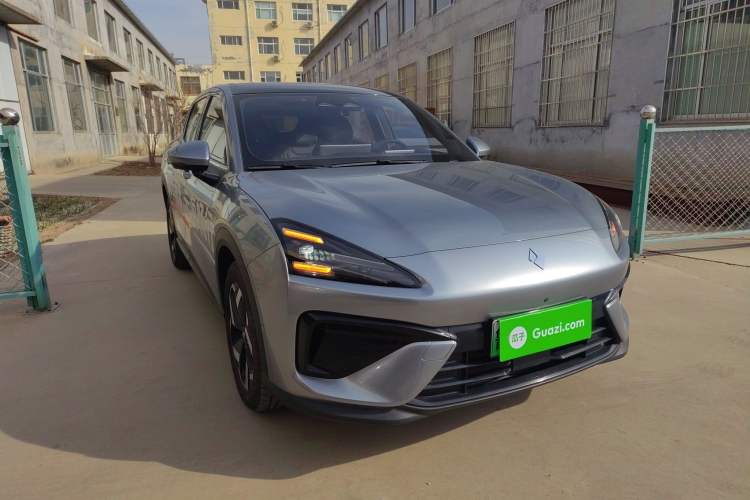 Used Baojun Yunhai 2024 140km Plug-in Hybrid Version Exterior 1