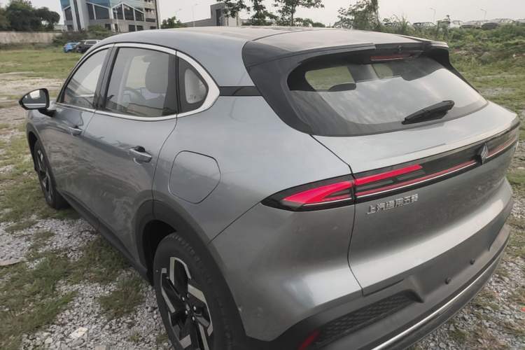 Used Baojun Yunhai 2024 60km Plug-in Hybrid Version Exterior 2