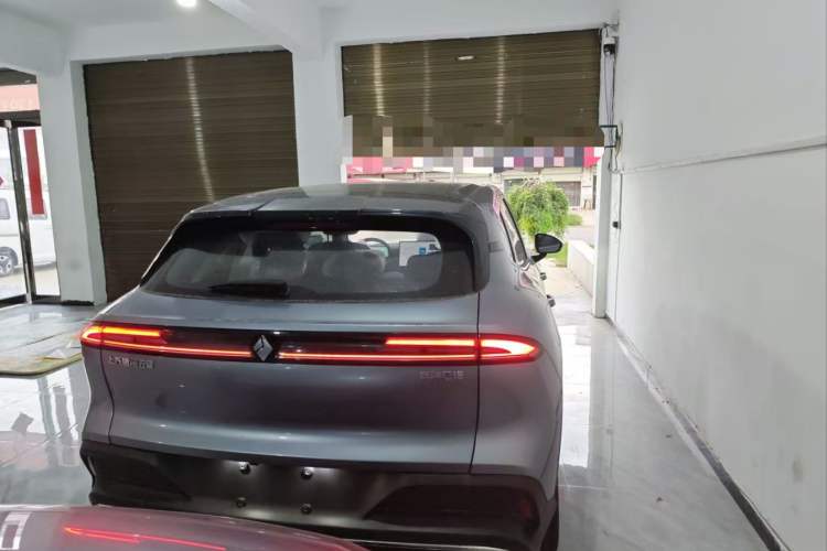 Used Baojun Yunhai 2024 140km Plug-in Hybrid Version Exterior 3