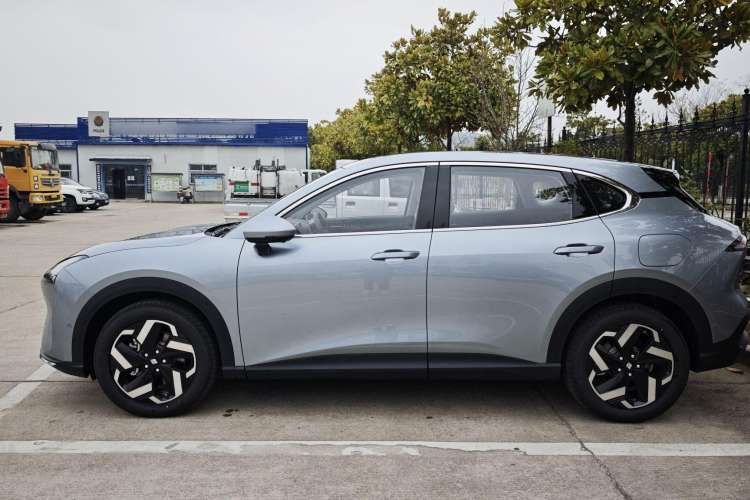 Used Baojun Yunhai 2024 600km Pure Electric Version Exterior 3
