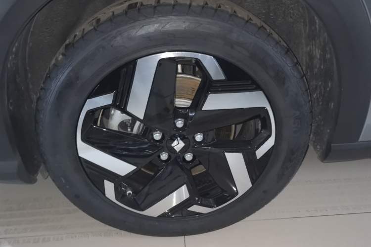 Used Baojun Yunhai 2024 140km Plug-in Hybrid Version Exterior 3