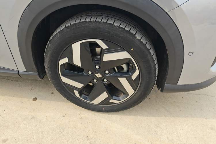 Used Baojun Yunhai 2024 600km Pure Electric Version Exterior 3