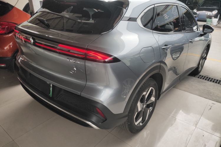 Used Baojun Yunhai 2024 140km Plug-in Hybrid Version Exterior 5