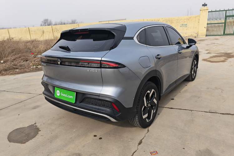 Used Baojun Yunhai 2024 140km Plug-in Hybrid Version Exterior 8