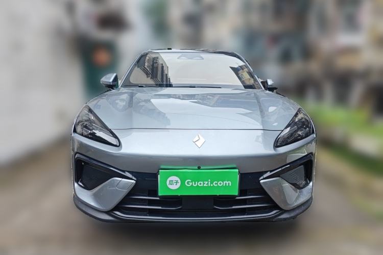 Used Baojun Yunhai 2024 140km Plug-in Hybrid Version Front