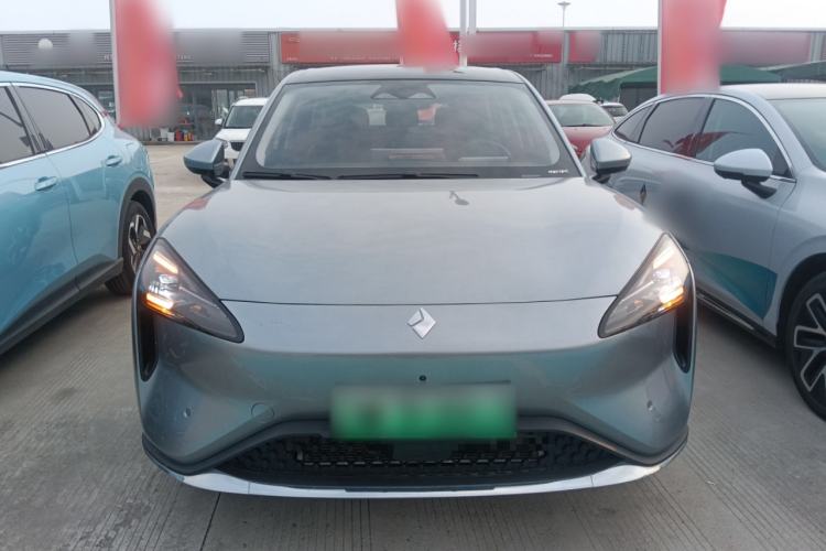 Used Baojun Yunhai 2024 600km Pure Electric Version Front