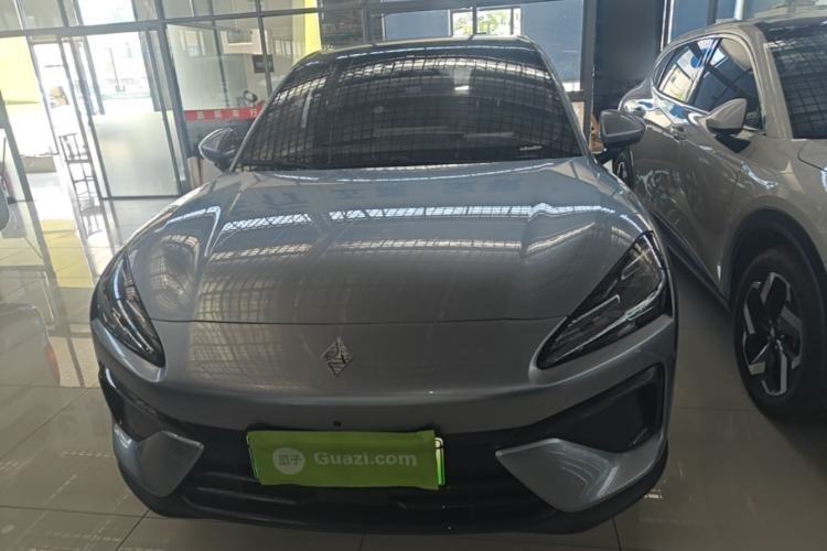 Used Baojun Yunhai 2024 140km Plug-in Hybrid Version Front