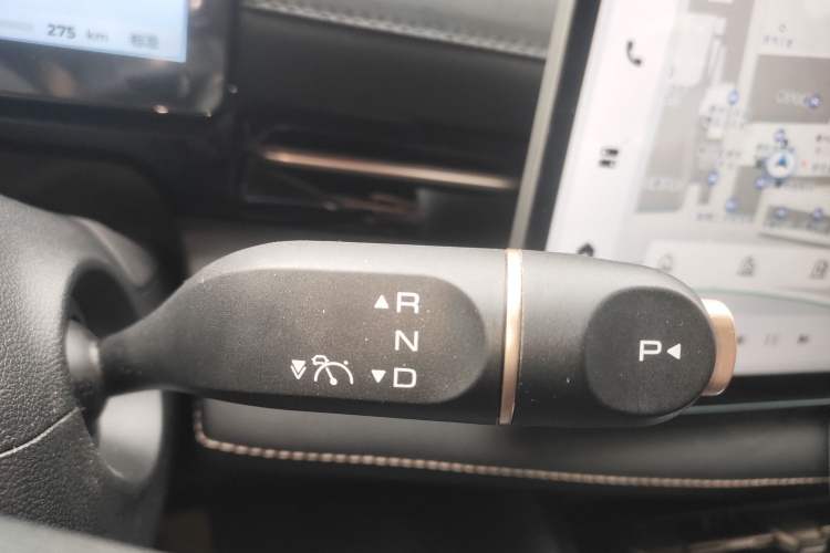 Used Baojun Yunhai 2024 140km Plug-in Hybrid Version Gear Lever