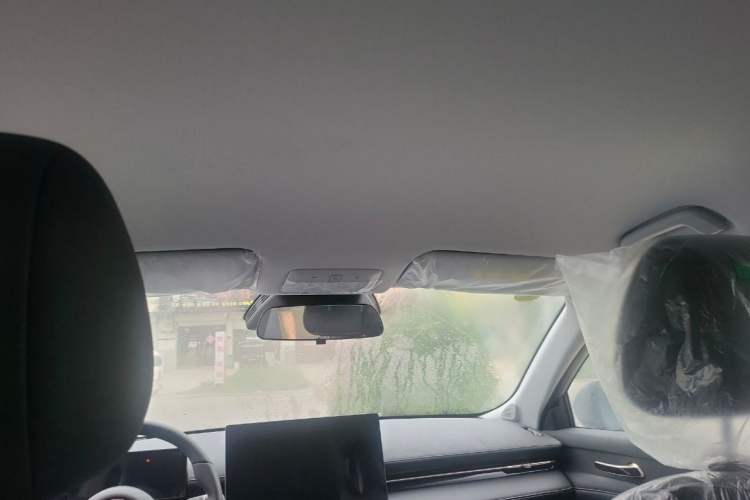 Used Baojun Yunhai 2024 140km Plug-in Hybrid Version Headliner