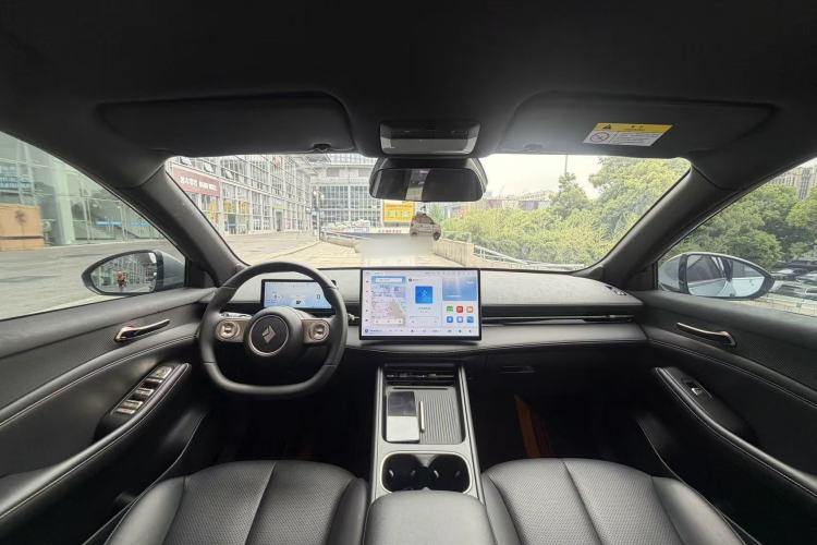 Used Baojun Yunhai 2024 140km Plug-in Hybrid Version Interior 7