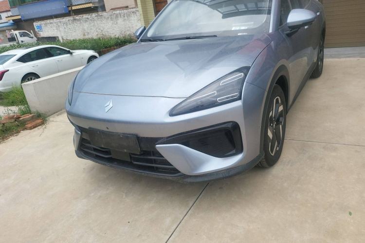 Used Baojun Yunhai 2024 140km Plug-in Hybrid Version Left Front Headlight