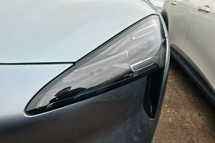 Used Baojun Yunhai 2024 600km Pure Electric Version Left Front Headlight