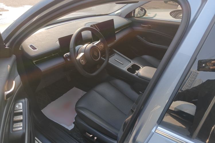 Used Baojun Yunhai 2024 500km Pure Electric Version Left Front Seat