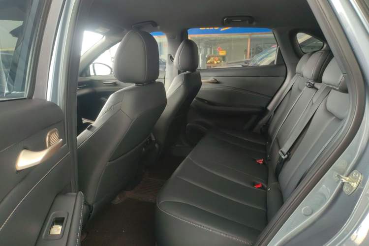 Used Baojun Yunhai 2024 140km Plug-in Hybrid Version Left Rear Seat