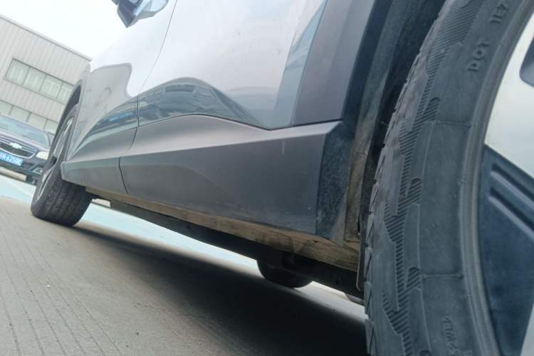 Used Baojun Yunhai 2024 600km Pure Electric Version Left Side Sill