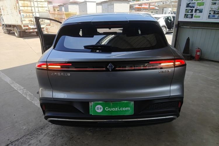Used Baojun Yunhai 2024 140km Plug-in Hybrid Version Rear