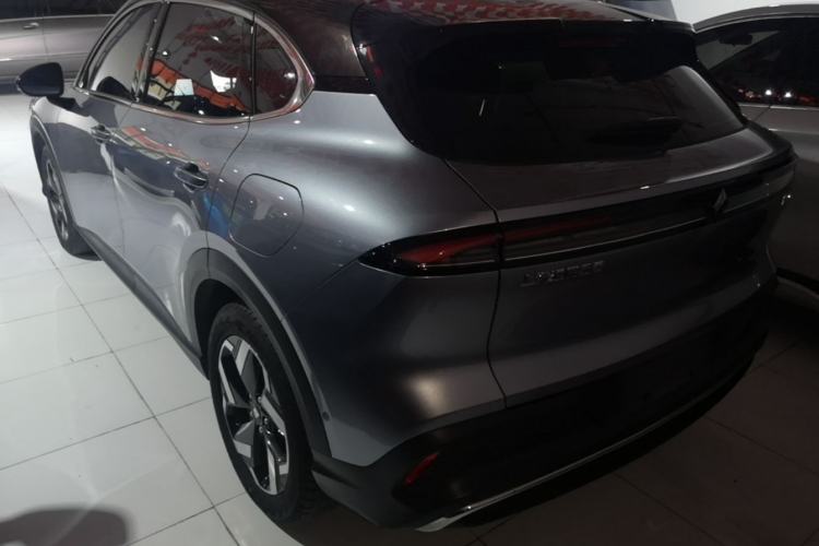 Used Baojun Yunhai 2024 140km Plug-in Hybrid Version Rear Left 45 Deg