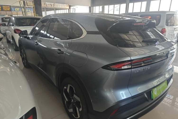 Used Baojun Yunhai 2024 140km Plug-in Hybrid Version Rear Left 45 Deg