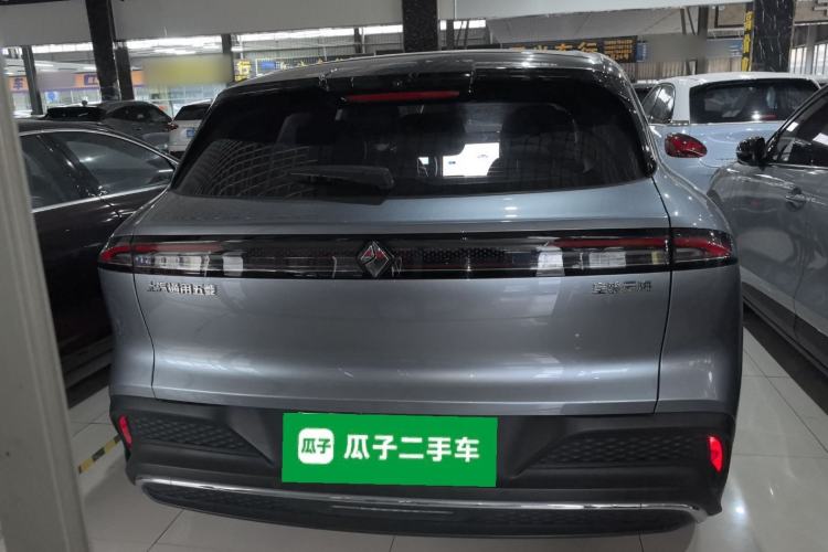 Used Baojun Yunhai 2024 140km Plug-in Hybrid Version Rear