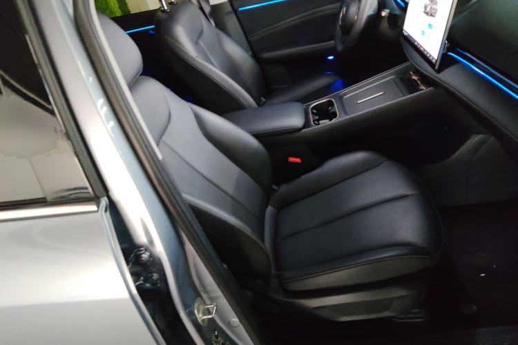 Used Baojun Yunhai 2024 600km Pure Electric Version Right Front Seat