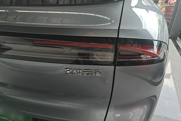Used Baojun Yunhai 2024 600km Pure Electric Version Right Rear Taillight