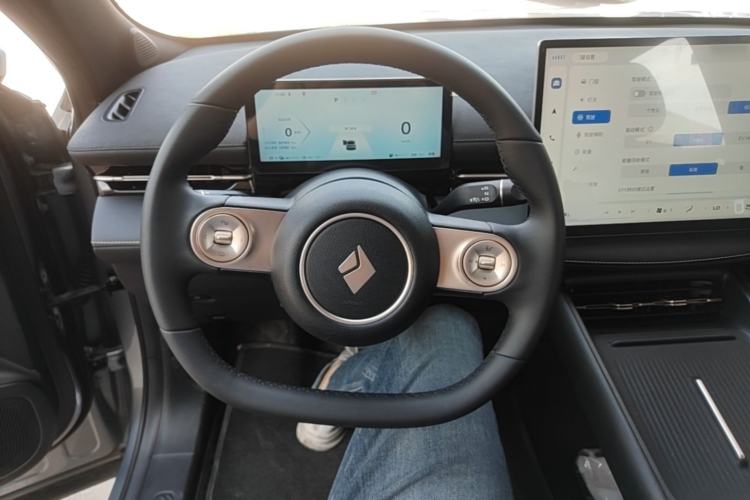 Used Baojun Yunhai 2024 140km Plug-in Hybrid Version Steering Wheel