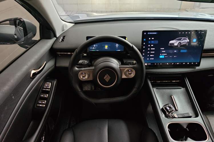 Used Baojun Yunhai 2024 500km Pure Electric Version Steering Wheel
