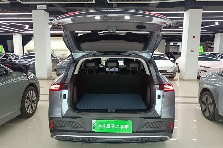 Used Baojun Yunhai 2024 600km Pure Electric Version Trunk