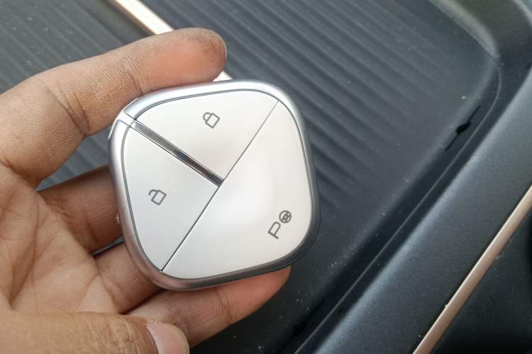 Used Baojun Yunhai 2024 600km Pure Electric Version Vehicle Key
