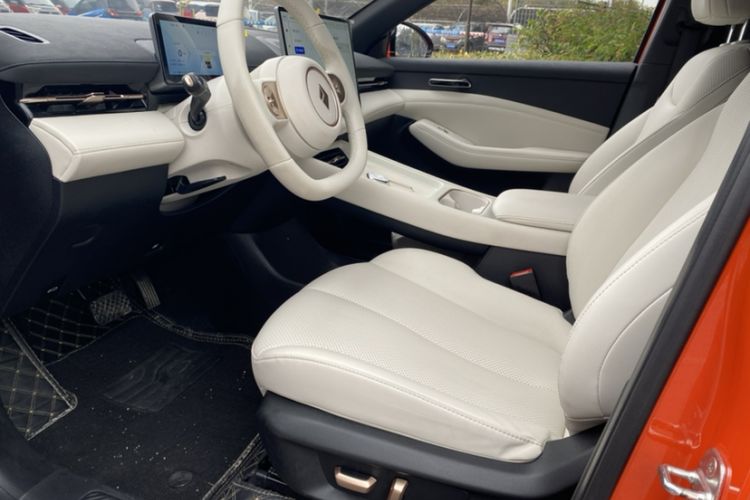 Used Baojun Yunhai 2024 600km Pure Electric Version Interior 3