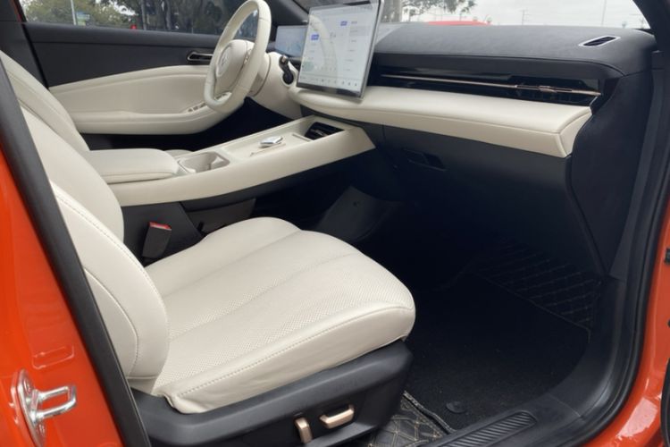 Used Baojun Yunhai 2024 600km Pure Electric Version Interior 4