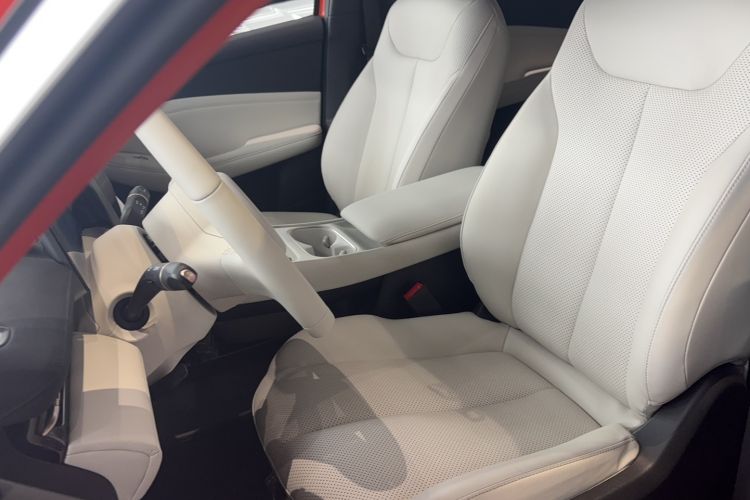Used Baojun Yunhai 2024 600km Pure Electric Version Left Front Seat