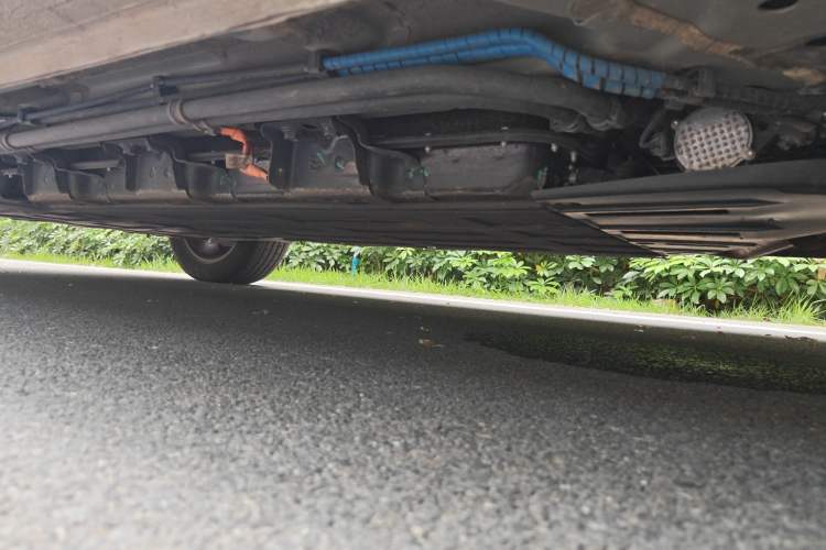 Used Baojun Yunhai 2024 140km Plug-in Hybrid Version Chassis Front Right