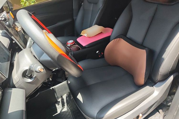 Used Baojun Yunhai 2024 140km Plug-in Hybrid Version Left Front Seat