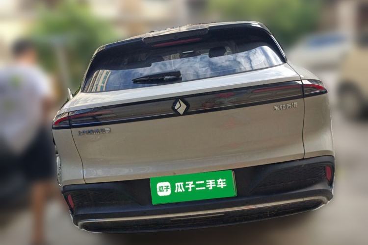 Used Baojun Yunhai 2024 140km Plug-in Hybrid Version Rear